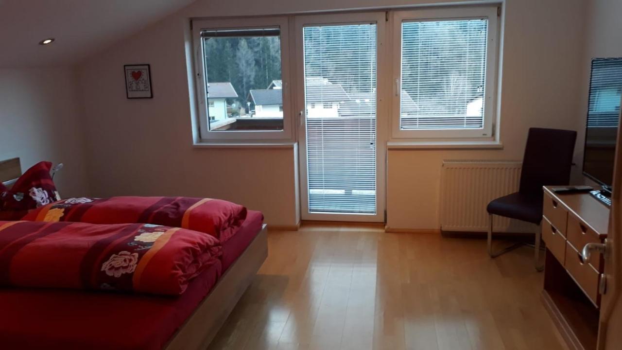 Waldhaeusl Apartment Matrei in Osttirol Exterior photo